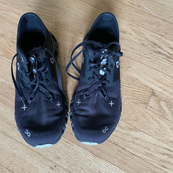 On Running Black Athletic Sneakers - Picture 2 of 11